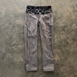 Grey cropped Lululemon leggings